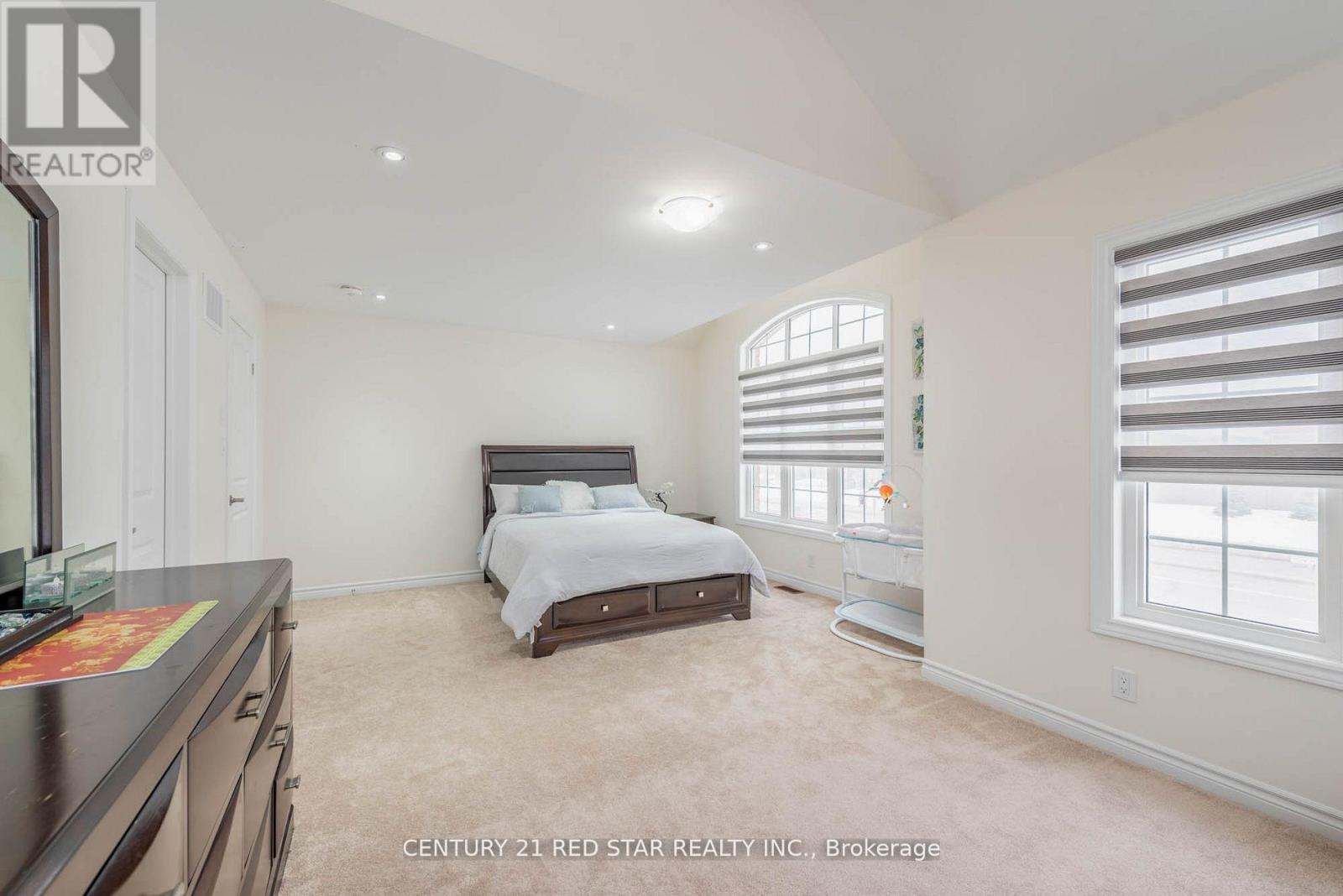 1 Goodview Drive, Brampton, Ontario  L6R 4C5 - Photo 19 - W12919132