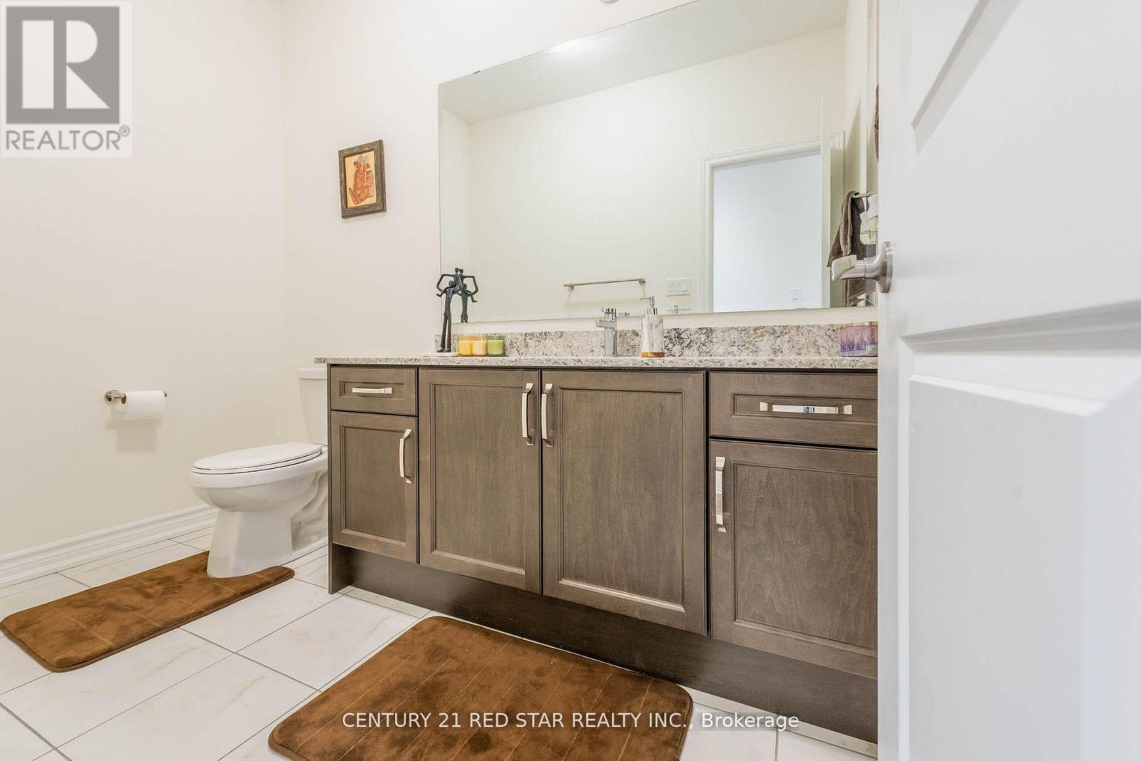 1 Goodview Drive, Brampton, Ontario  L6R 4C5 - Photo 9 - W12919132