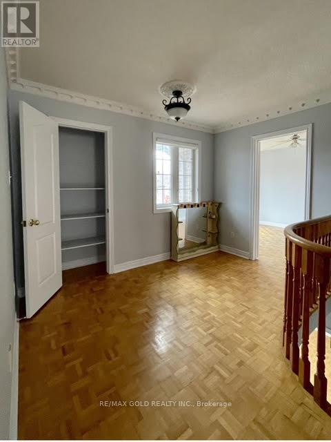 Upper - 25 Giza Crescent, Brampton, Ontario  L6R 2R2 - Photo 3 - W12919188