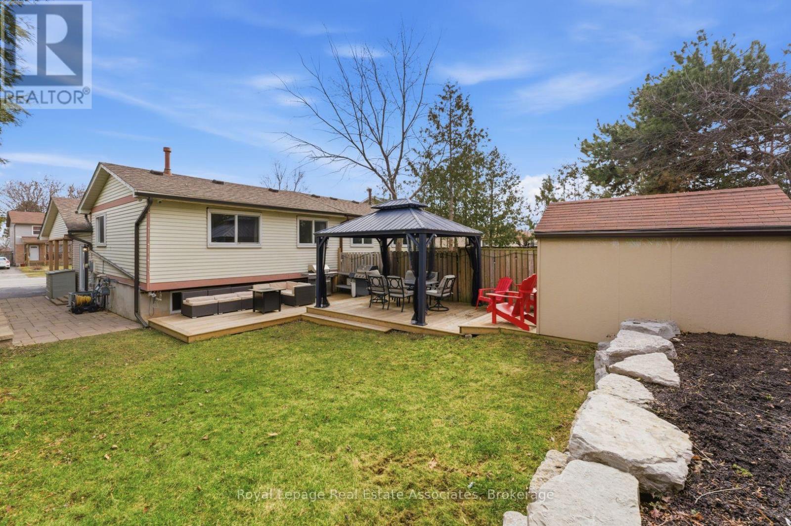 2333 Melissa Crescent, Burlington, Ontario  L7P 3T5 - Photo 30 - W12919200