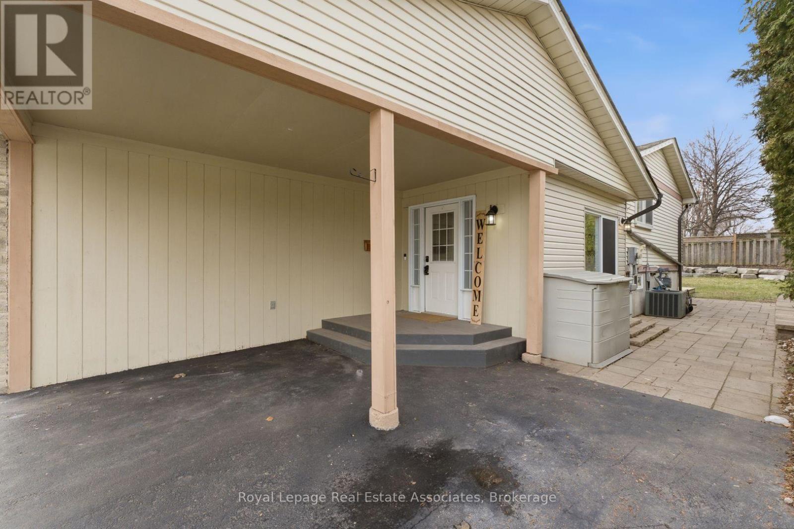 2333 Melissa Crescent, Burlington, Ontario  L7P 3T5 - Photo 36 - W12919200