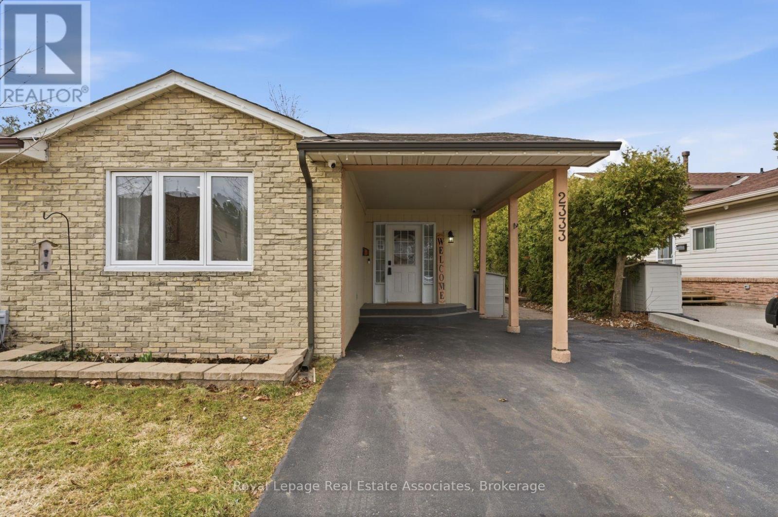 2333 Melissa Crescent, Burlington, Ontario  L7P 3T5 - Photo 41 - W12919200