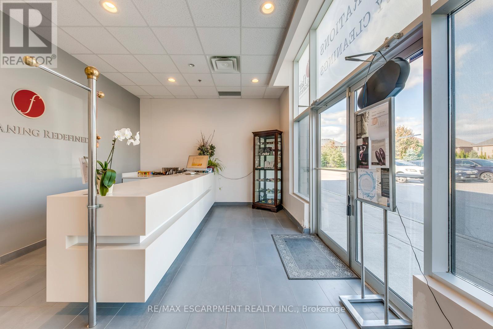 21 - 4265 Thomas Alton Boulevard, Burlington, Ontario  L7M 0M6 - Photo 8 - W12919212