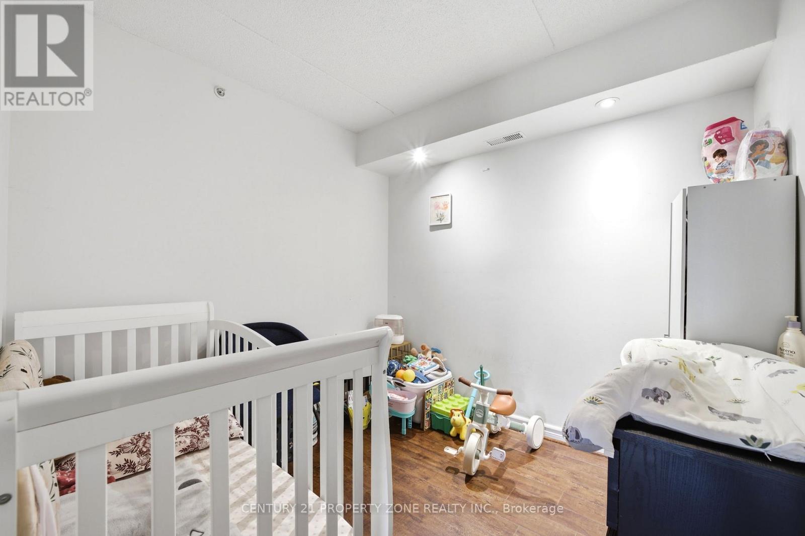 306 - 1440 Bishops Gate, Oakville (Ga Glen Abbey), Ontario  L6M 4M9 - Photo 21 - W12919226