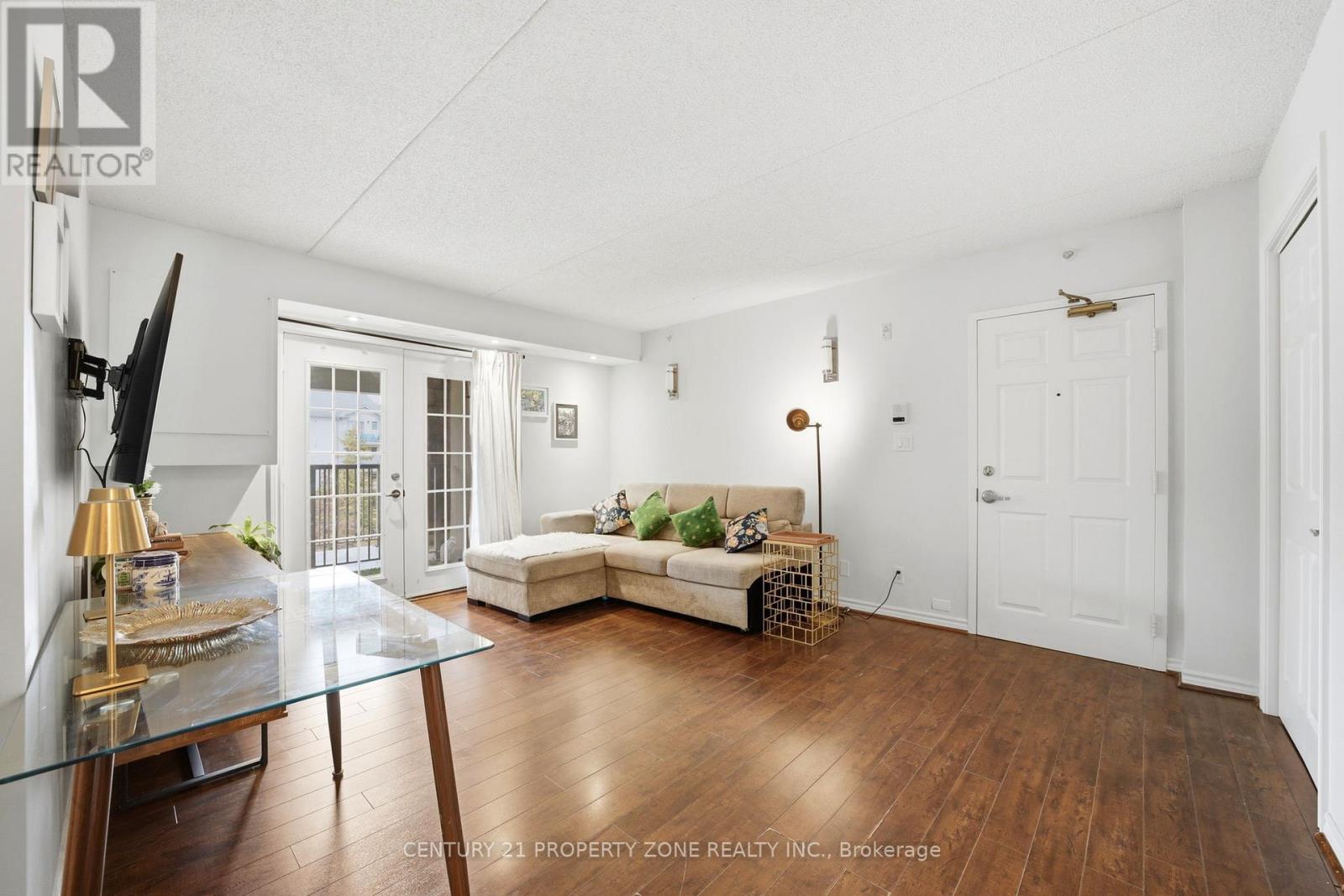 306 - 1440 Bishops Gate, Oakville (Ga Glen Abbey), Ontario  L6M 4M9 - Photo 6 - W12919226