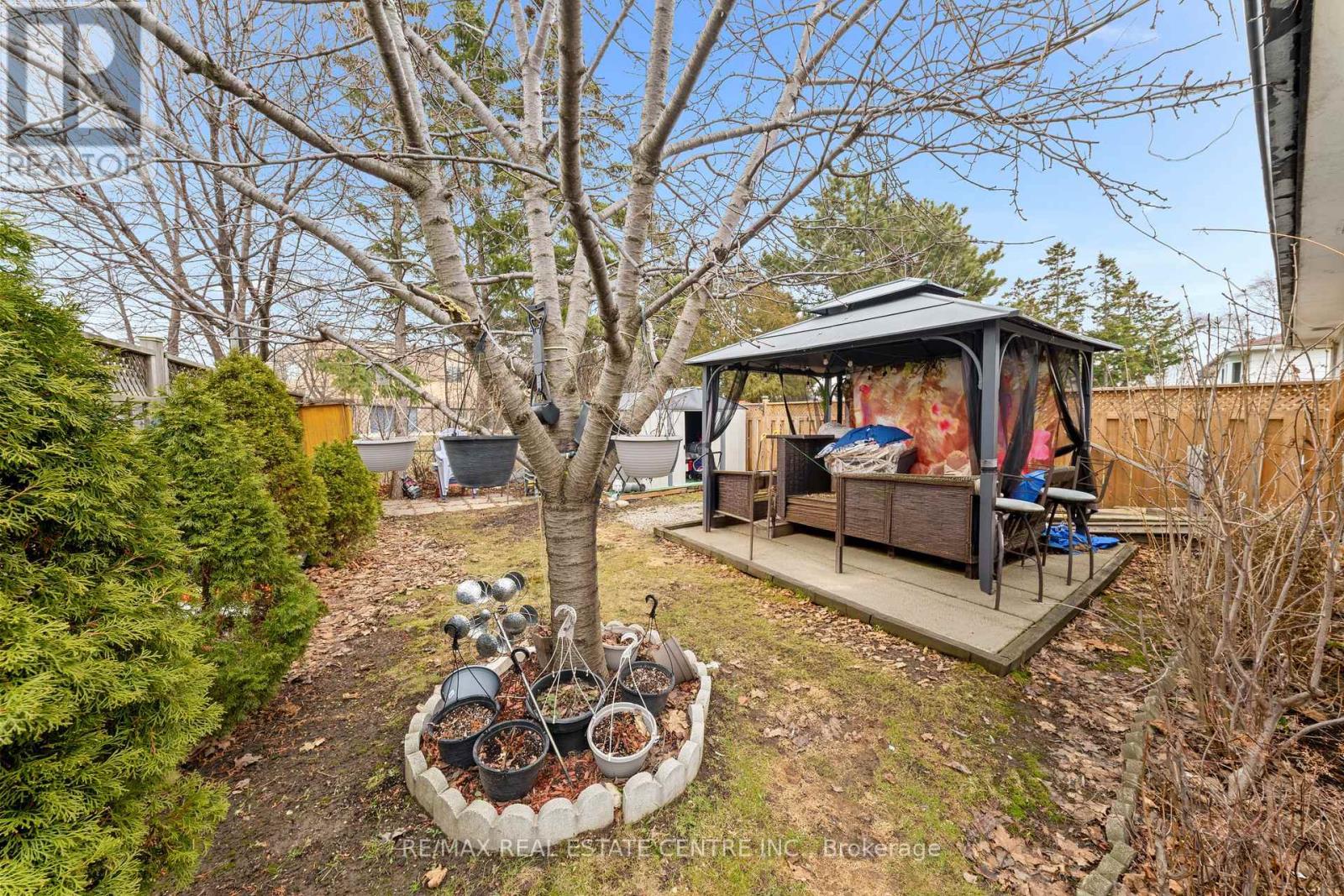 25 Juniper Crescent, Brampton, Ontario  L6S 1J9 - Photo 50 - W12919228