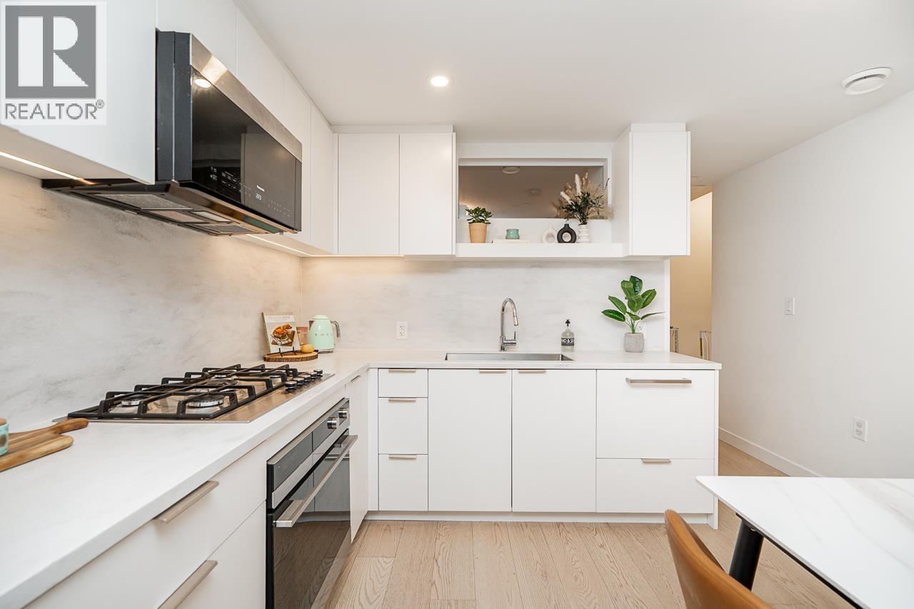 109 650 E 2nd Street, North Vancouver, British Columbia  V7L 1E3 - Photo 8 - R3103133