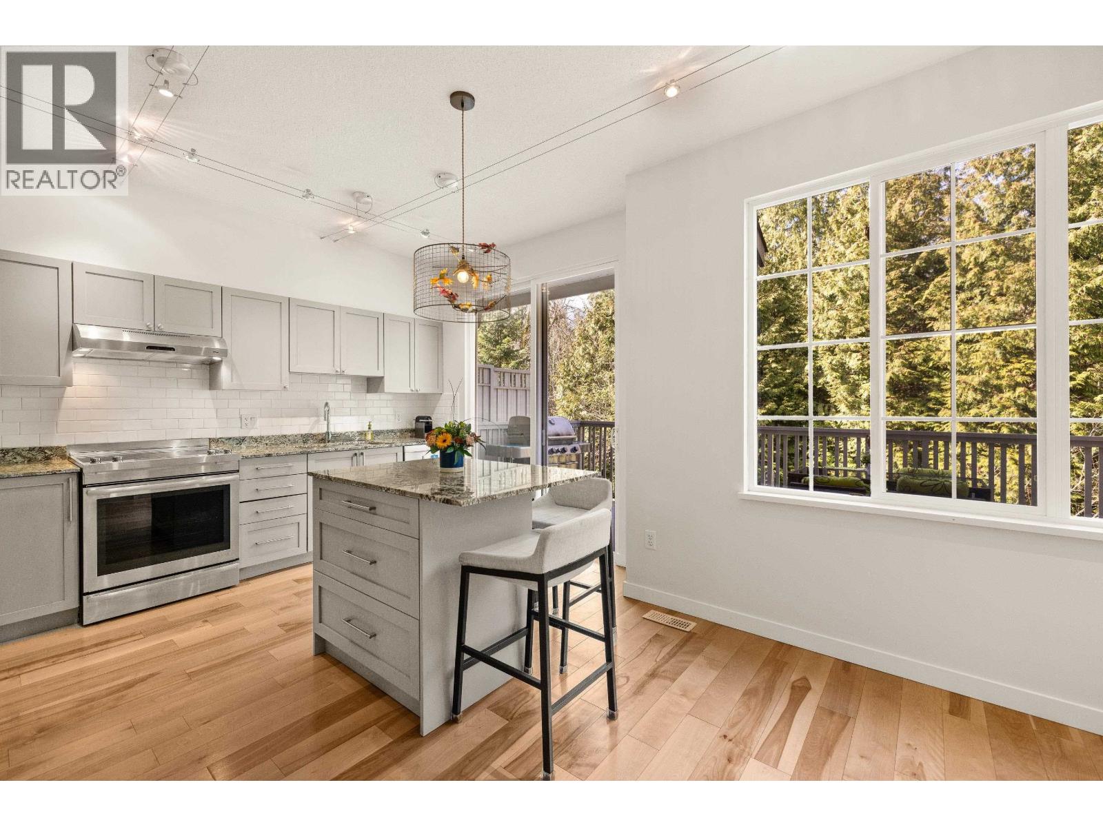 76 8415 Cumberland Place, Burnaby, British Columbia  V3N 5C3 - Photo 6 - R3096504