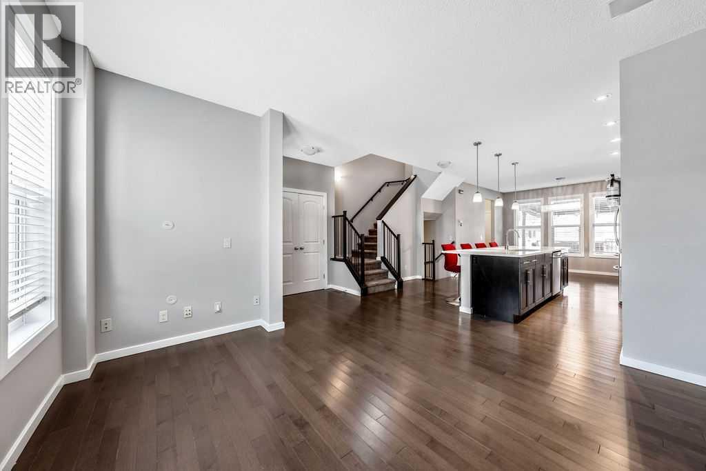 37 Marquis Common Se, Calgary, Alberta  T3M 1N8 - Photo 5 - A2295572