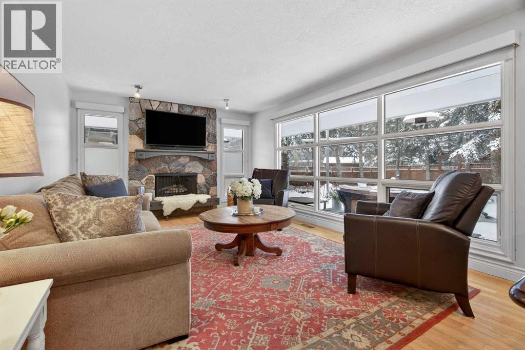 6913 Leaside Drive SW, Calgary, Alberta  T3E 6H6 - Photo 19 - A2286625