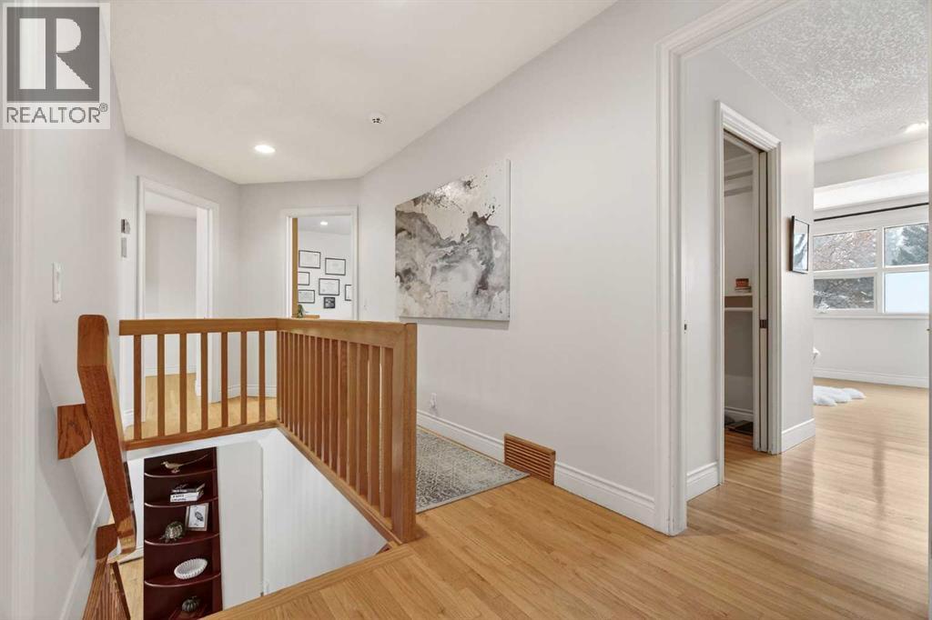 6913 Leaside Drive SW, Calgary, Alberta  T3E 6H6 - Photo 25 - A2286625