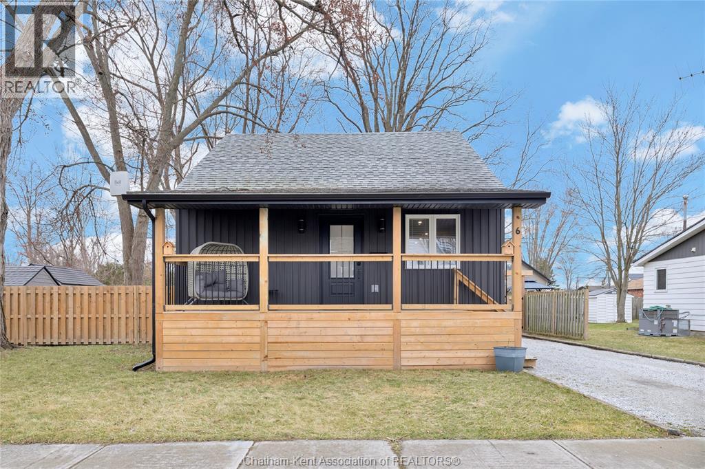 MLS# 26006008: 6 St Marie STREET, Tilbury, Canada