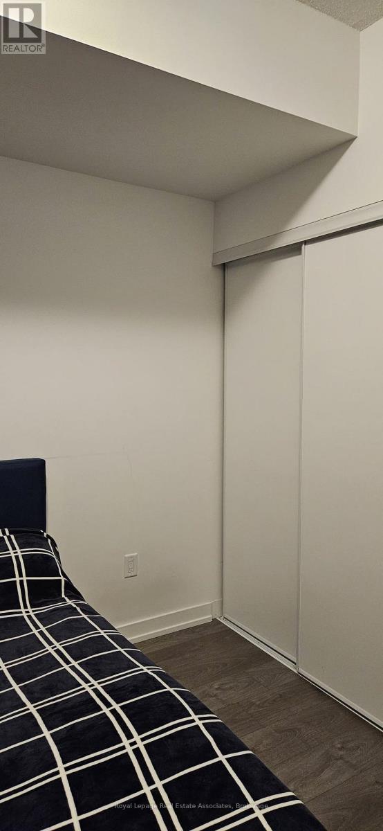 409 - 55 Duke Street W, Kitchener, Ontario  N2H 0C9 - Photo 18 - X12919088