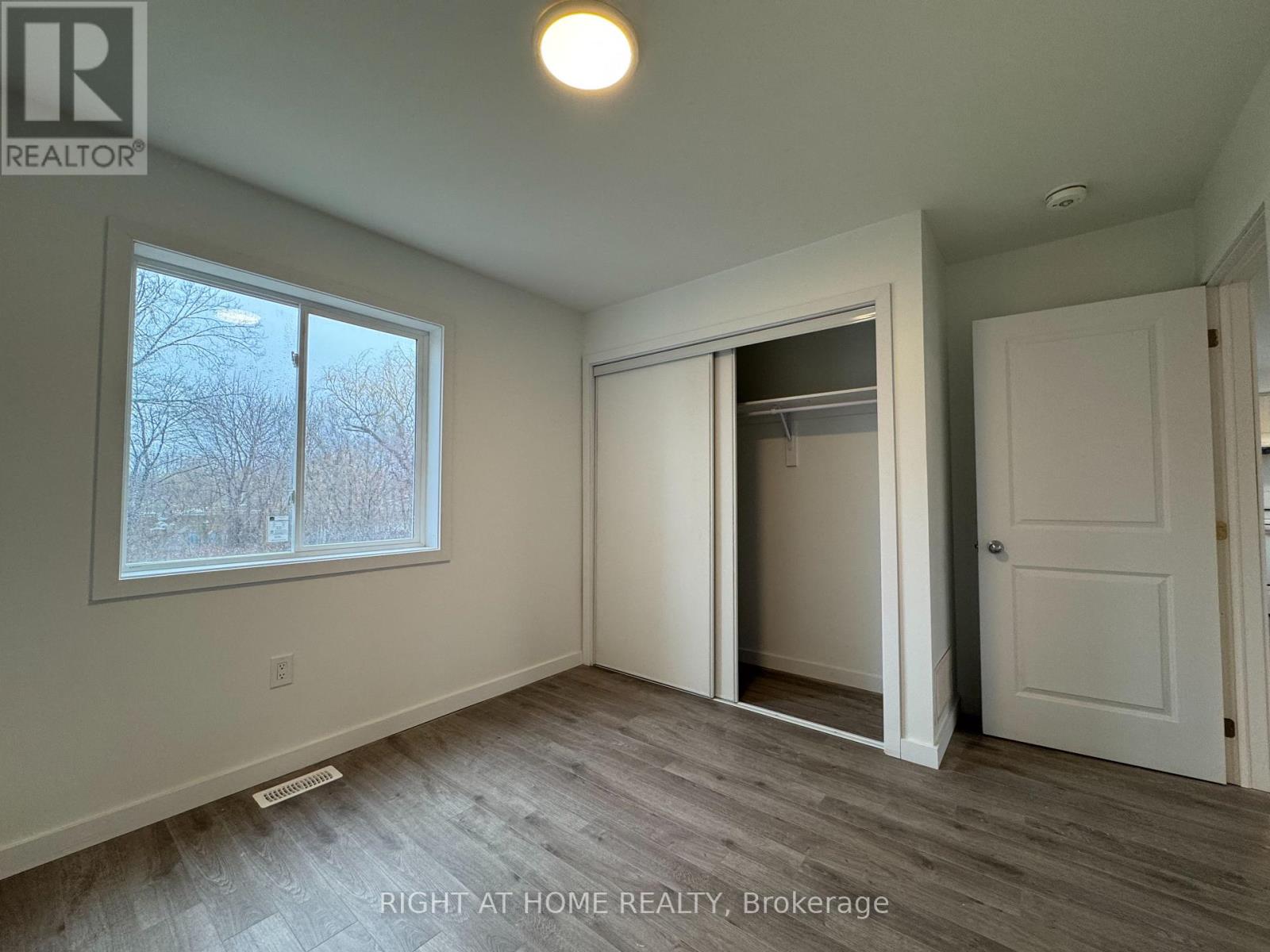 (Main) - 127 Highriver Trail, Welland, Ontario  L3C 0H6 - Photo 12 - X12919154