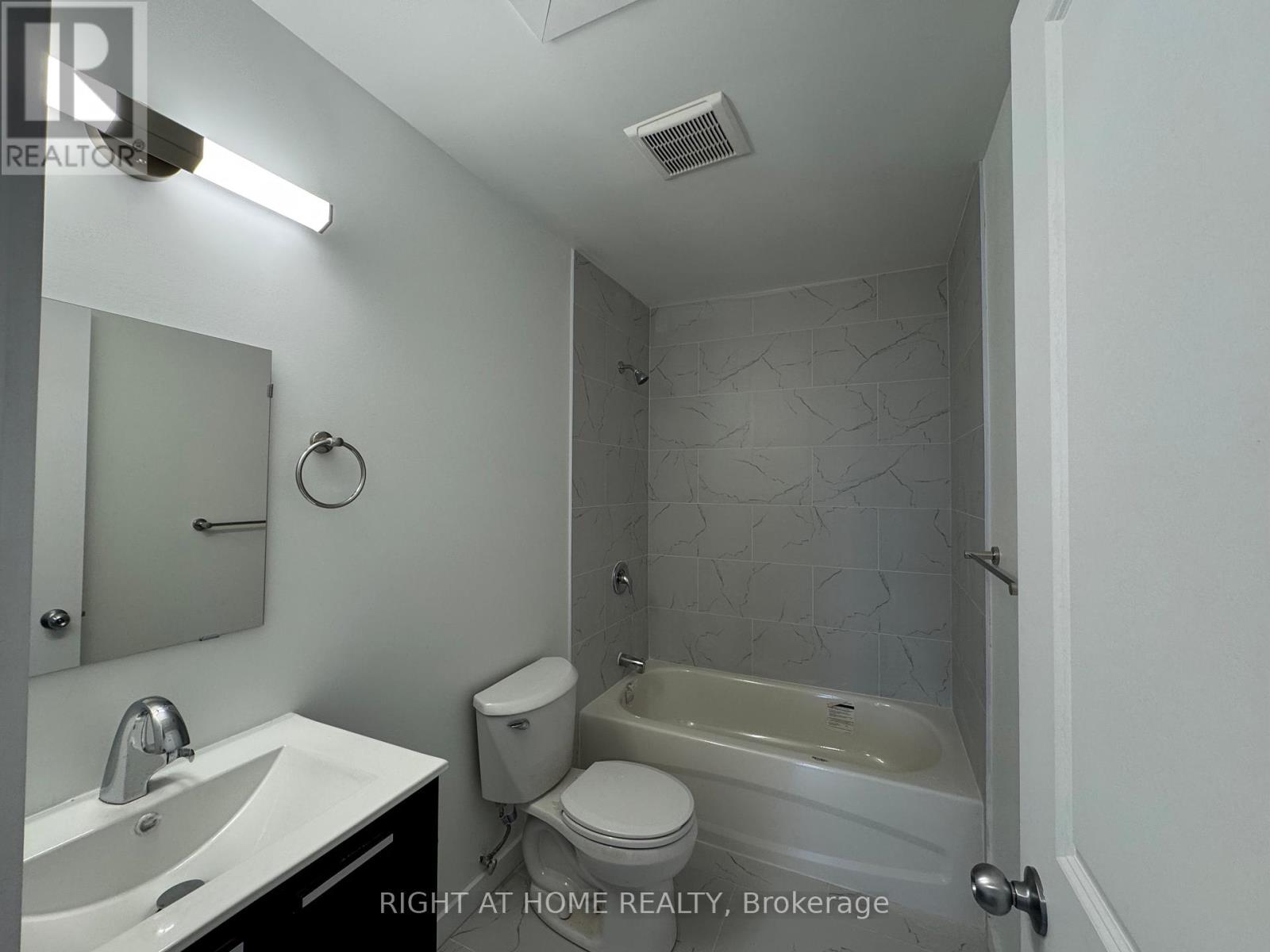 (Main) - 127 Highriver Trail, Welland, Ontario  L3C 0H6 - Photo 20 - X12919154