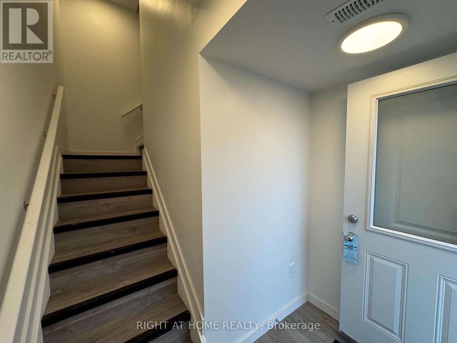 (Main) - 127 Highriver Trail, Welland, Ontario  L3C 0H6 - Photo 3 - X12919154