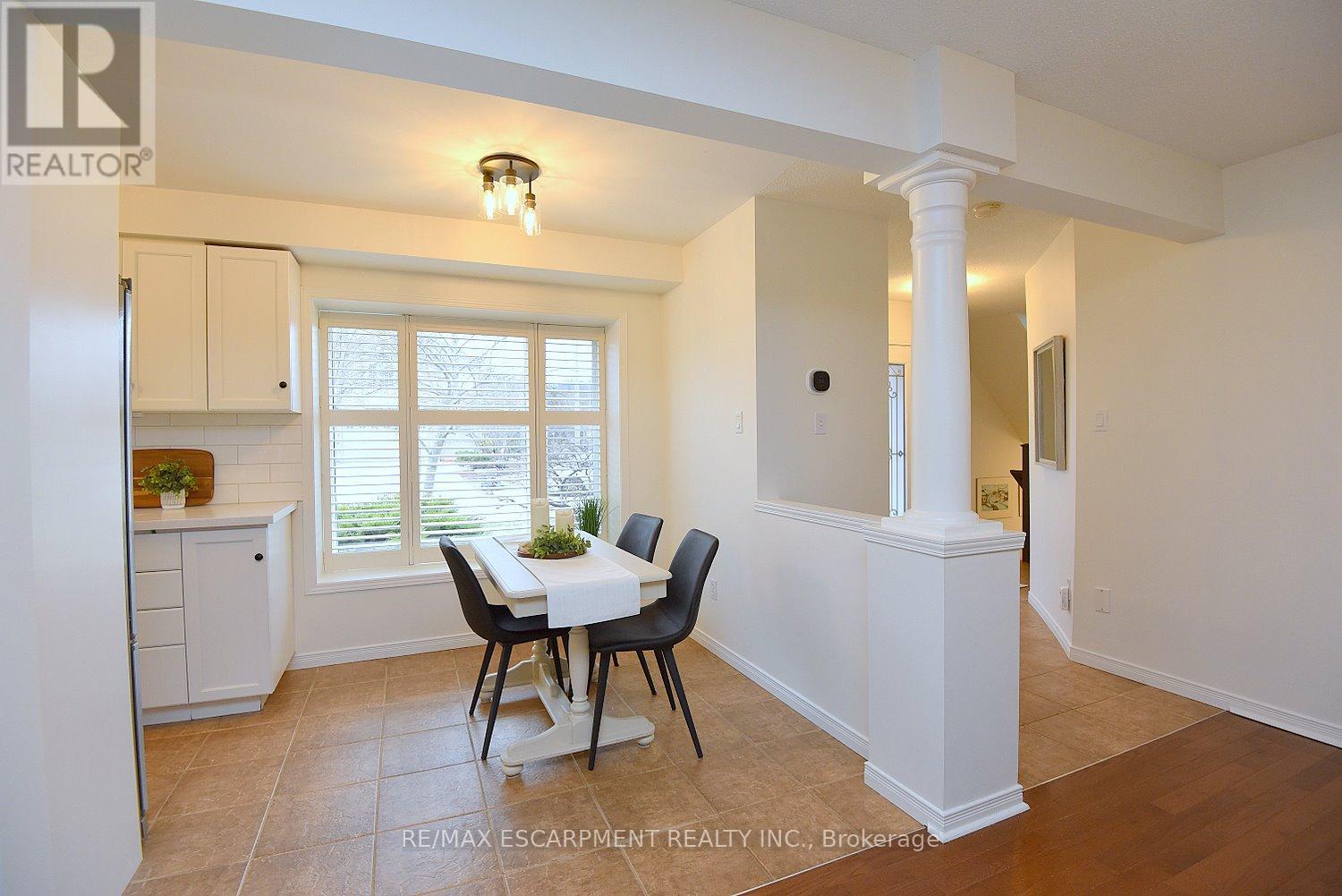 111 Magnolia Crescent, Grimsby, Ontario  L3M 5R5 - Photo 14 - X12919222