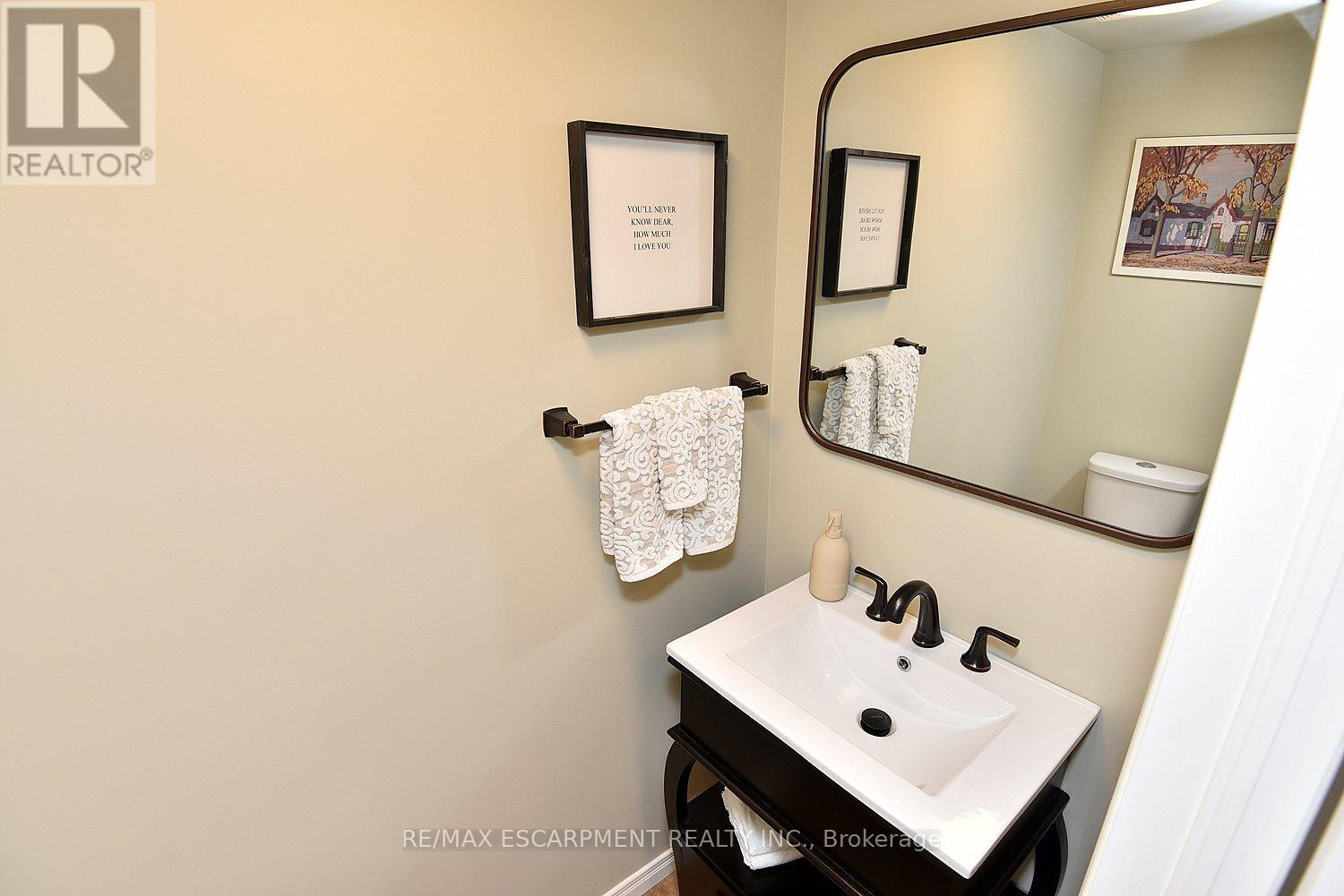 111 Magnolia Crescent, Grimsby, Ontario  L3M 5R5 - Photo 19 - X12919222