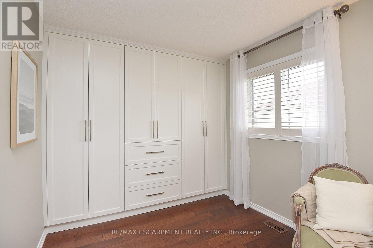 111 Magnolia Crescent, Grimsby, Ontario  L3M 5R5 - Photo 23 - X12919222