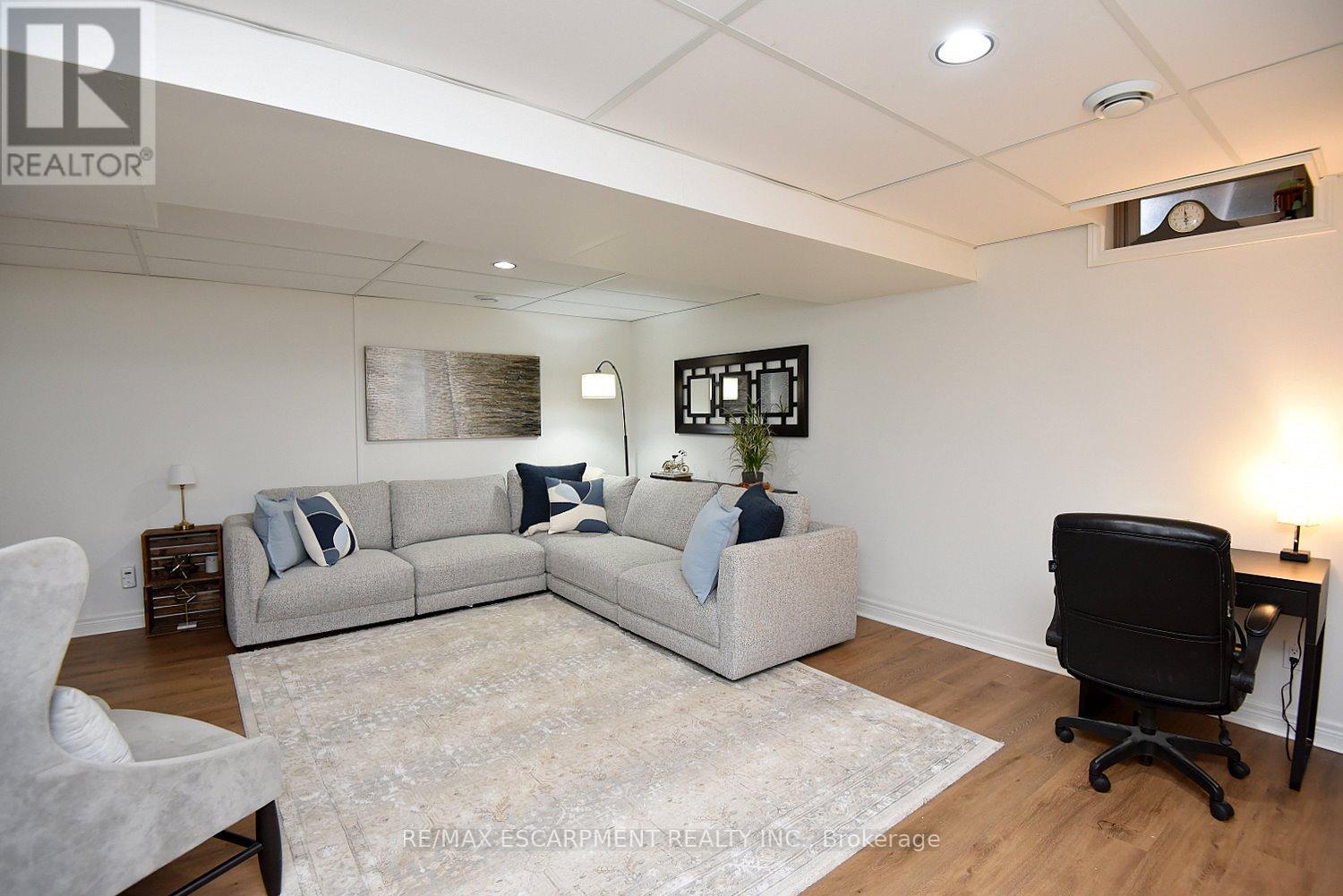 111 Magnolia Crescent, Grimsby, Ontario  L3M 5R5 - Photo 37 - X12919222