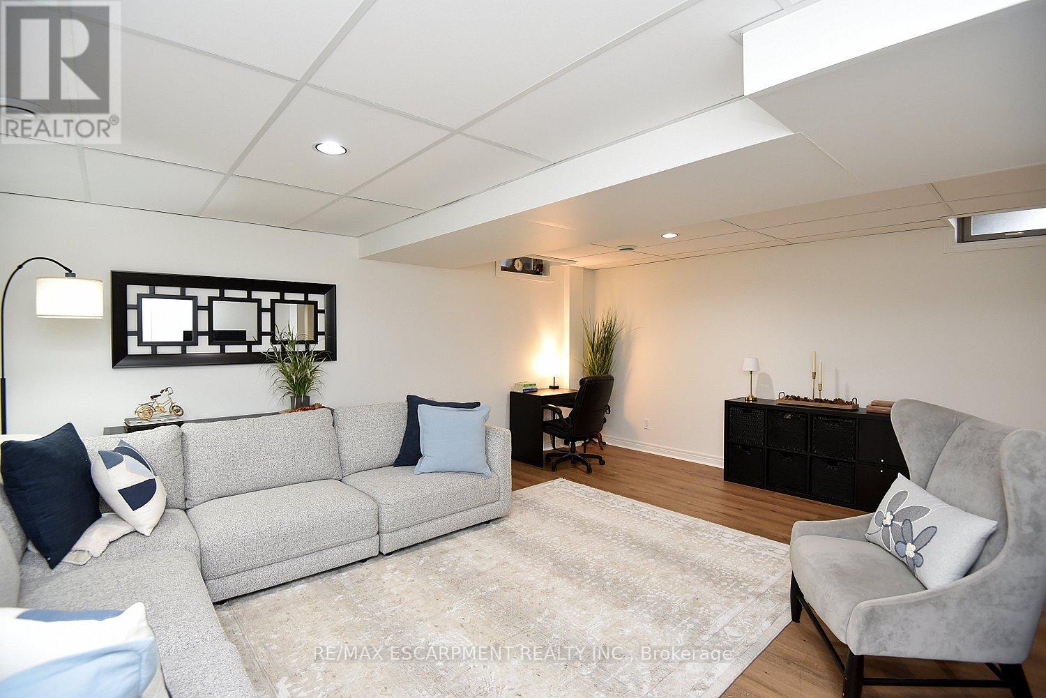 111 Magnolia Crescent, Grimsby, Ontario  L3M 5R5 - Photo 38 - X12919222