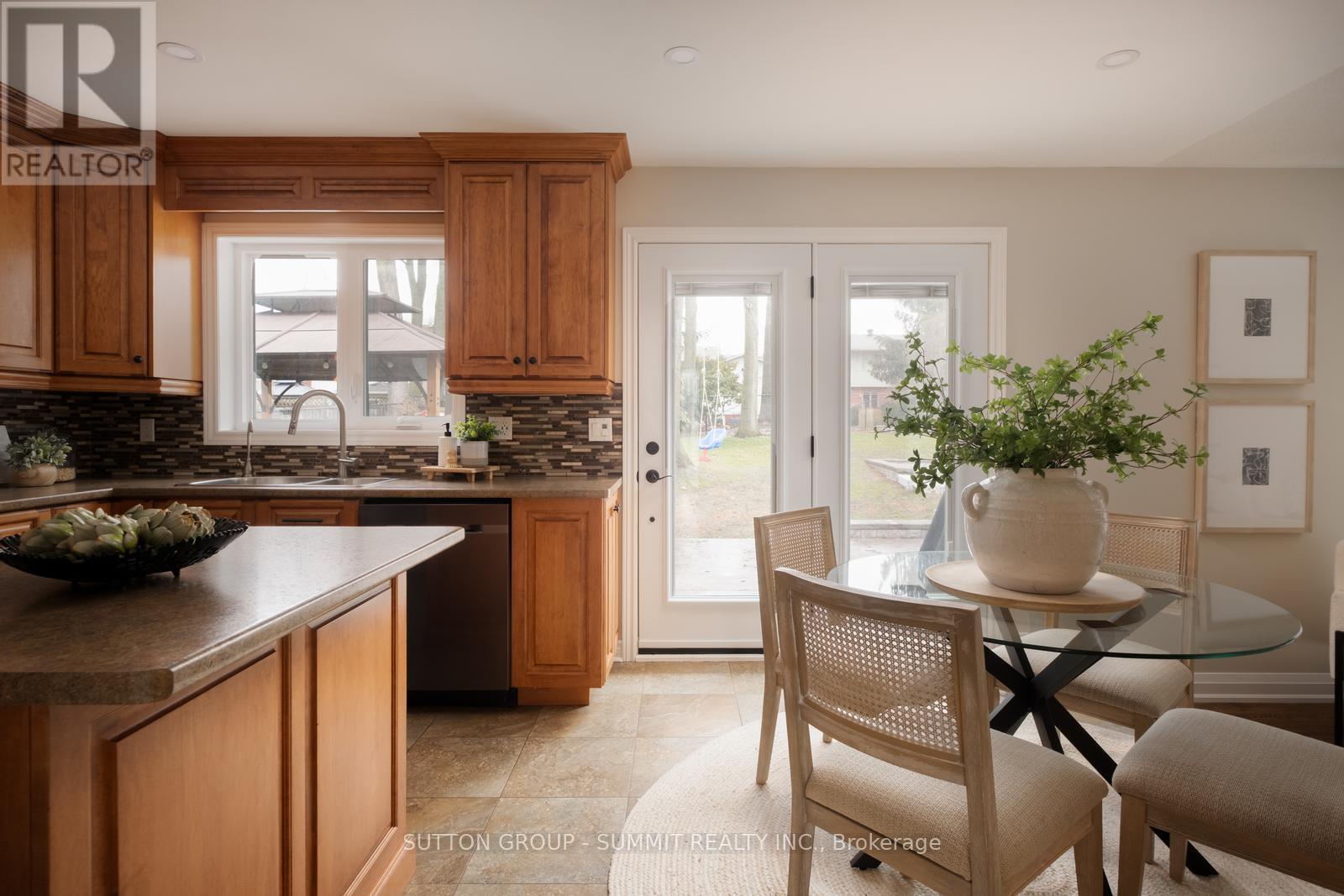 27 Millbridge Crescent, Pelham, Ontario  L0S 1E1 - Photo 14 - X12919232