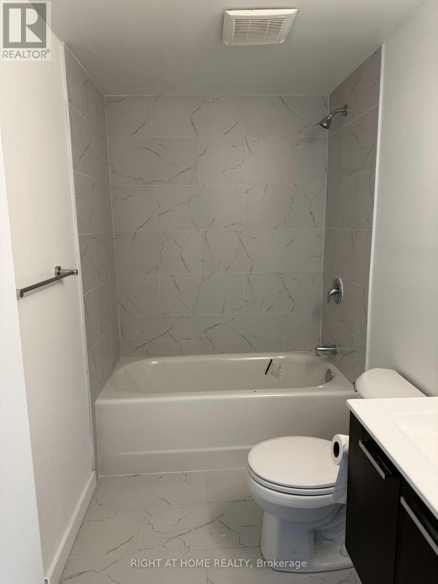 (Lower) - 127 Highriver Trail, Welland, Ontario  L3C 0H6 - Photo 4 - X12919254