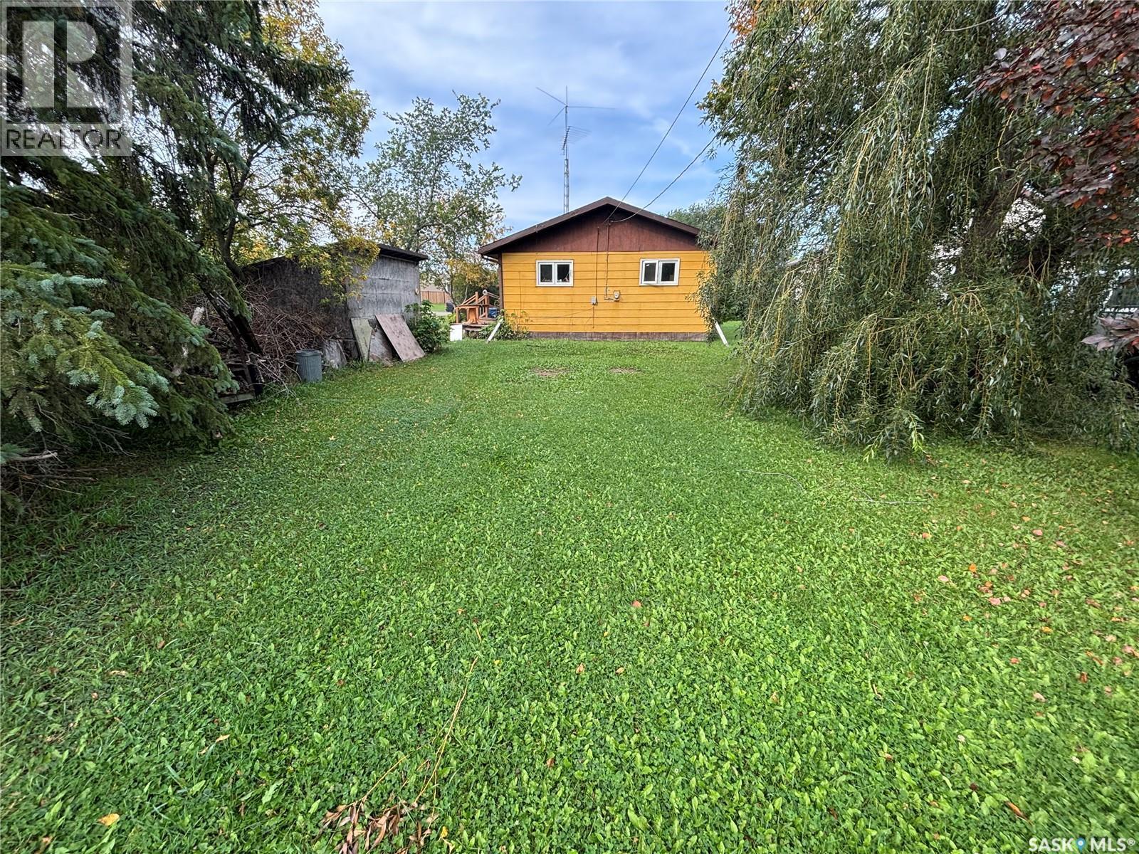 202 Dixon Avenue, Kinistino, Saskatchewan  S0J 1H0 - Photo 6 - SK031206