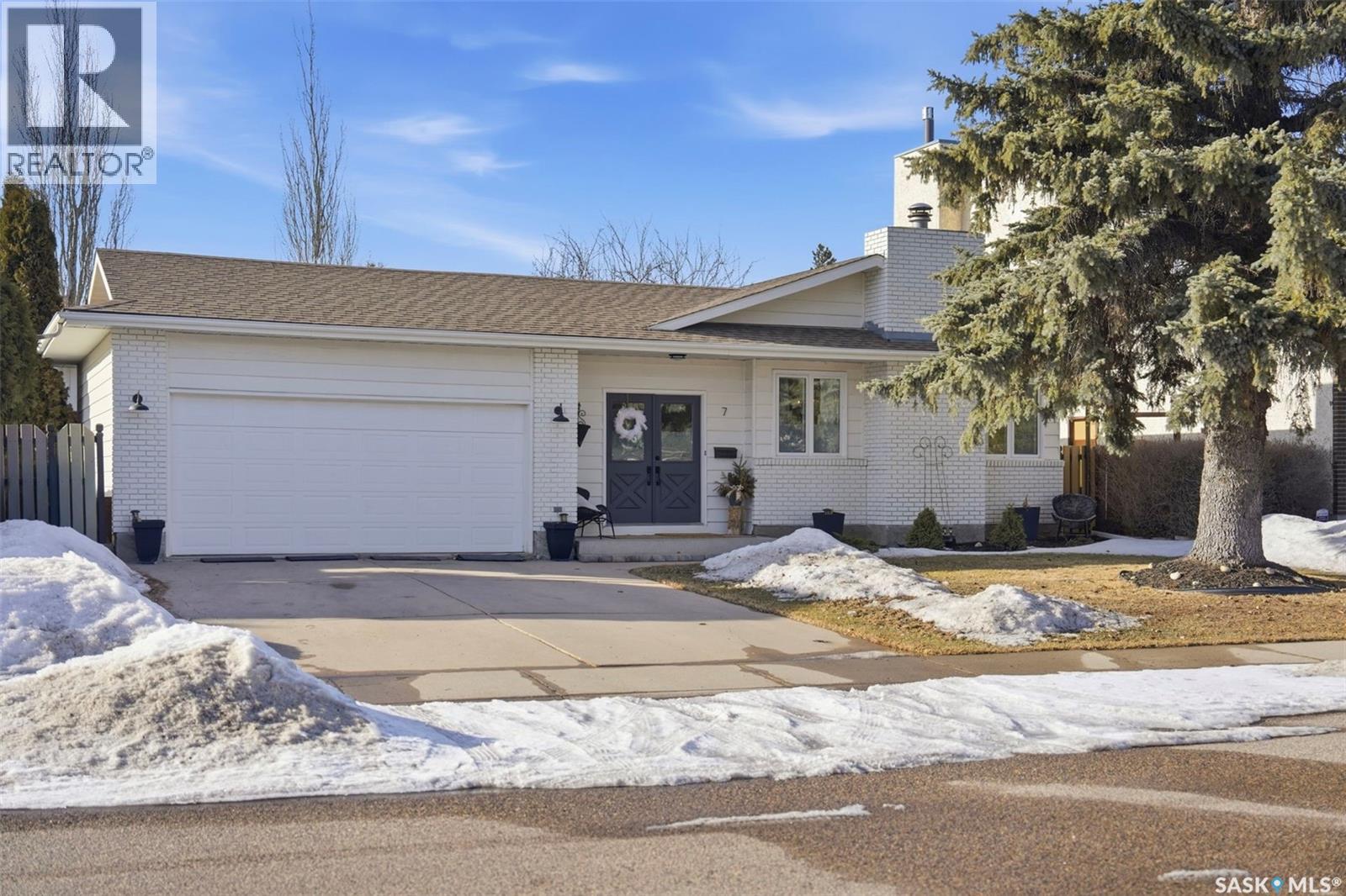 7 Kindrachuk CRESCENT, Saskatoon, Saskatchewan