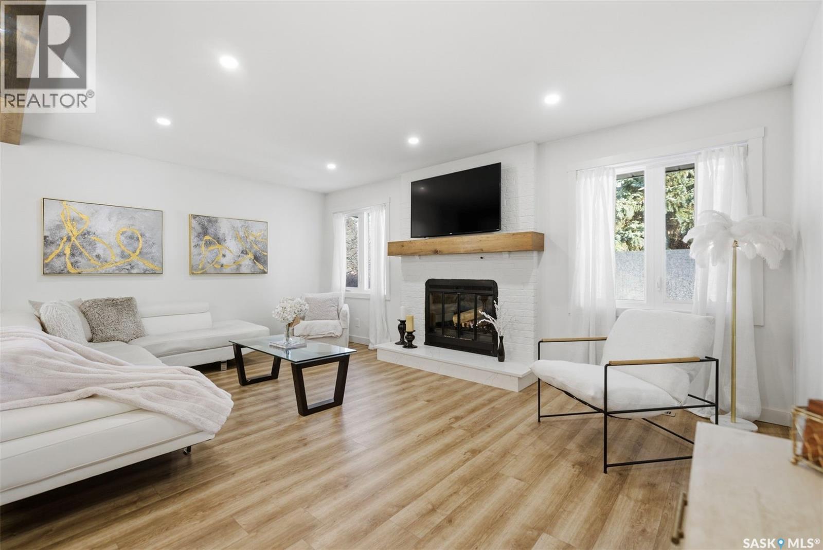 7 Kindrachuk Crescent, Saskatoon, Saskatchewan  S7K 6P9 - Photo 4 - SK031188