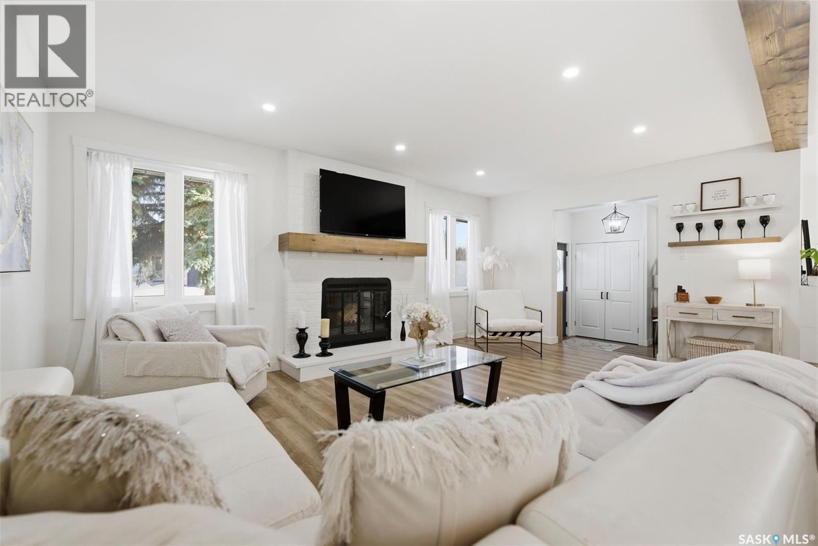 7 Kindrachuk Crescent, Saskatoon, Saskatchewan  S7K 6P9 - Photo 5 - SK031188