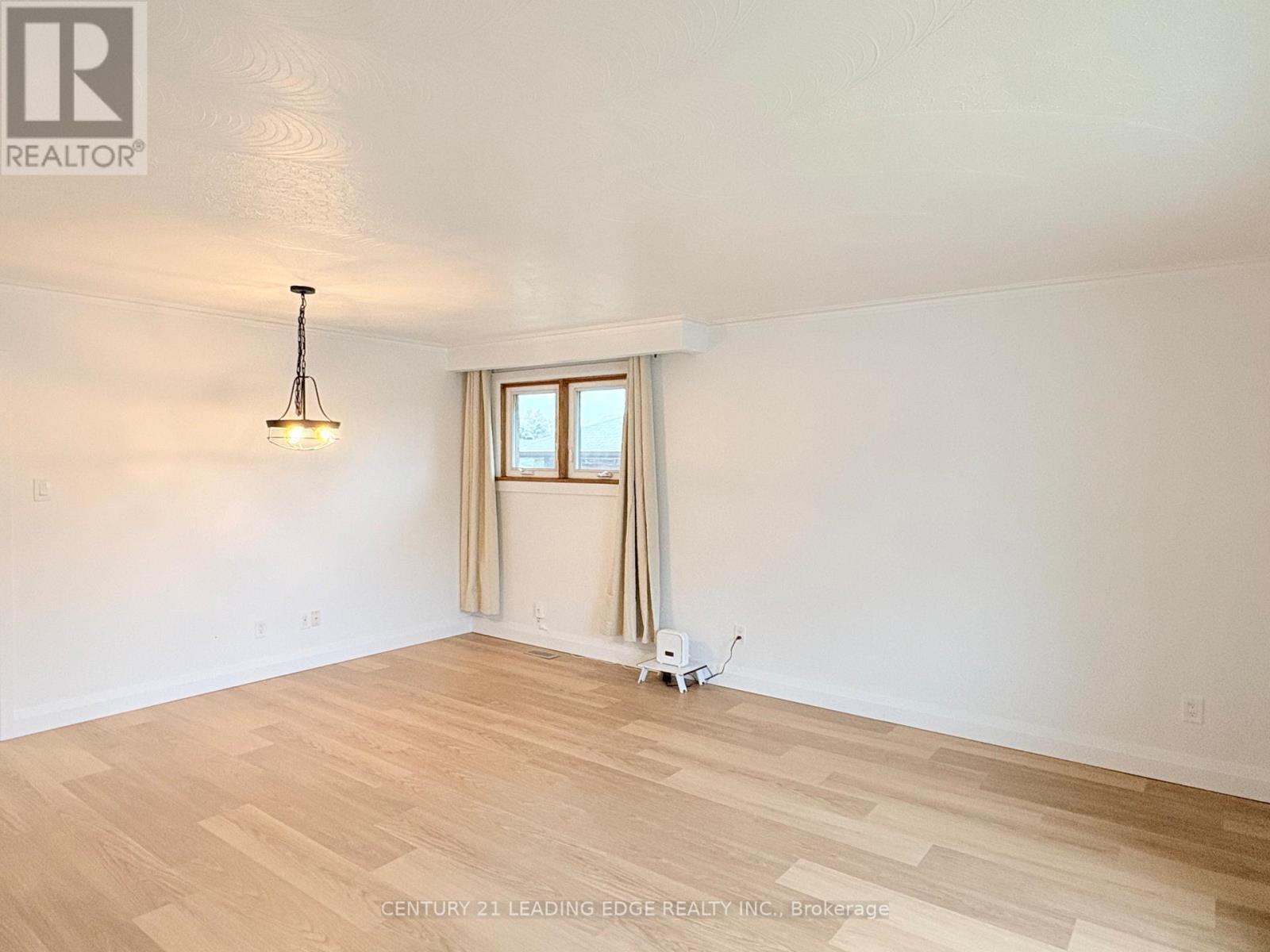 Main - 98 Benshire Drive, Toronto, Ontario  M1H 1M5 - Photo 5 - E12918796