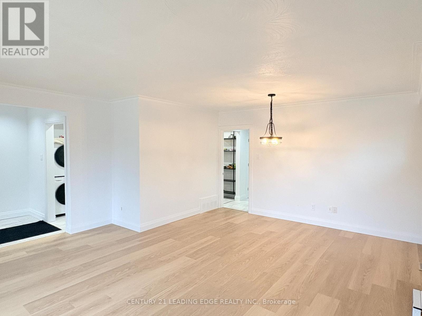 Main - 98 Benshire Drive, Toronto, Ontario  M1H 1M5 - Photo 4 - E12918796