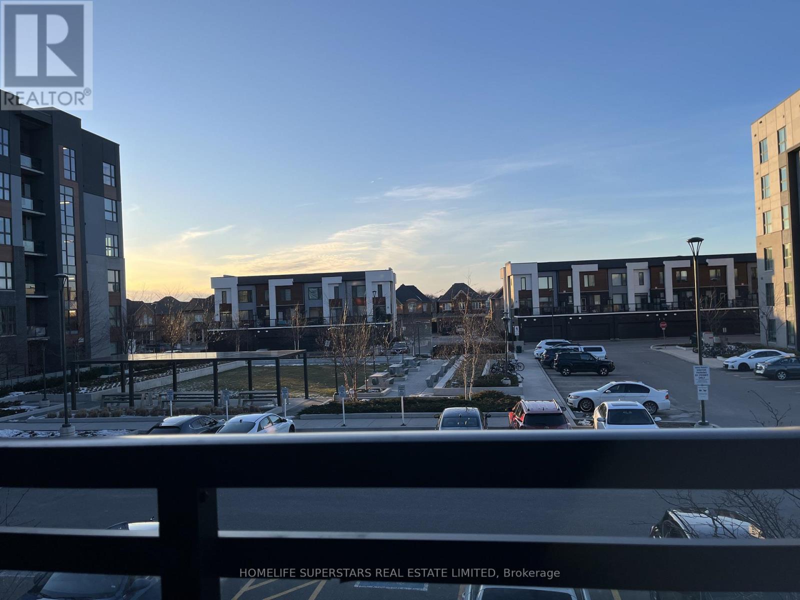 204 - 95 Dundas Street W, Oakville, Ontario  L6M 5N4 - Photo 22 - W12817268