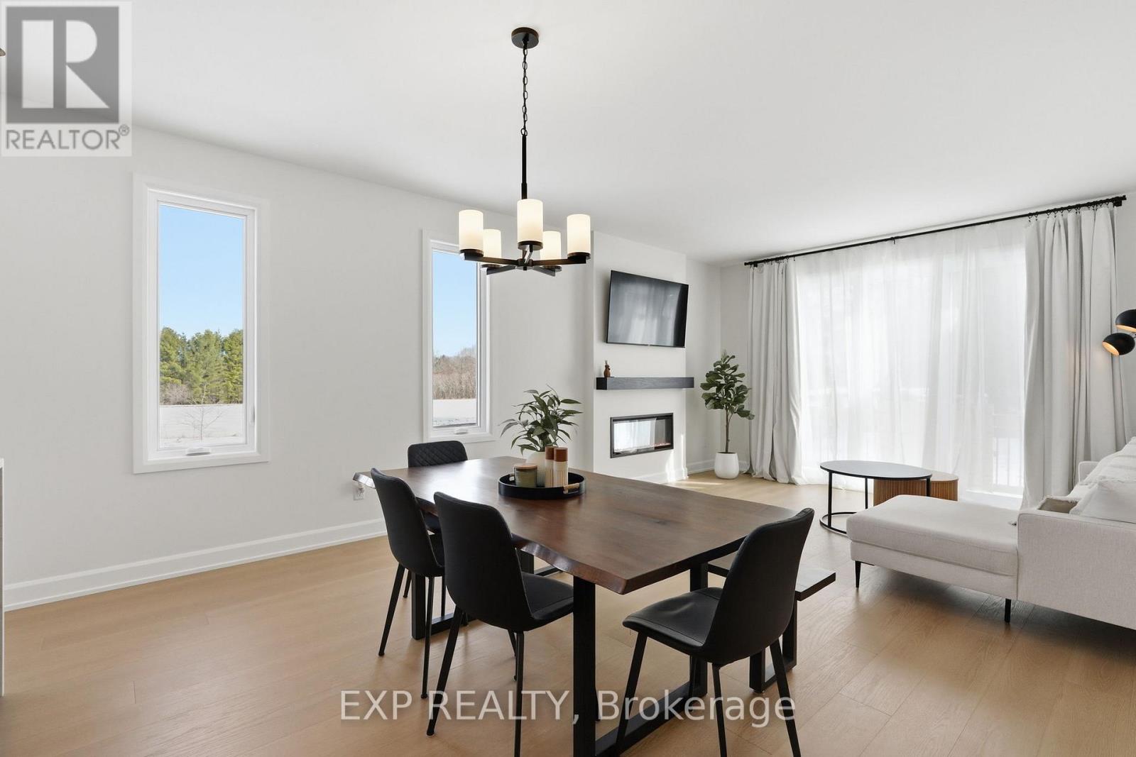 38 Hughes Circle, Casselman, Ontario  K0A 1M0 - Photo 12 - X12788156