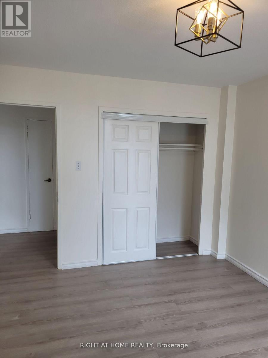 202 - 235 Grandravine Drive, Toronto, Ontario  M3N 1J2 - Photo 6 - W12906006