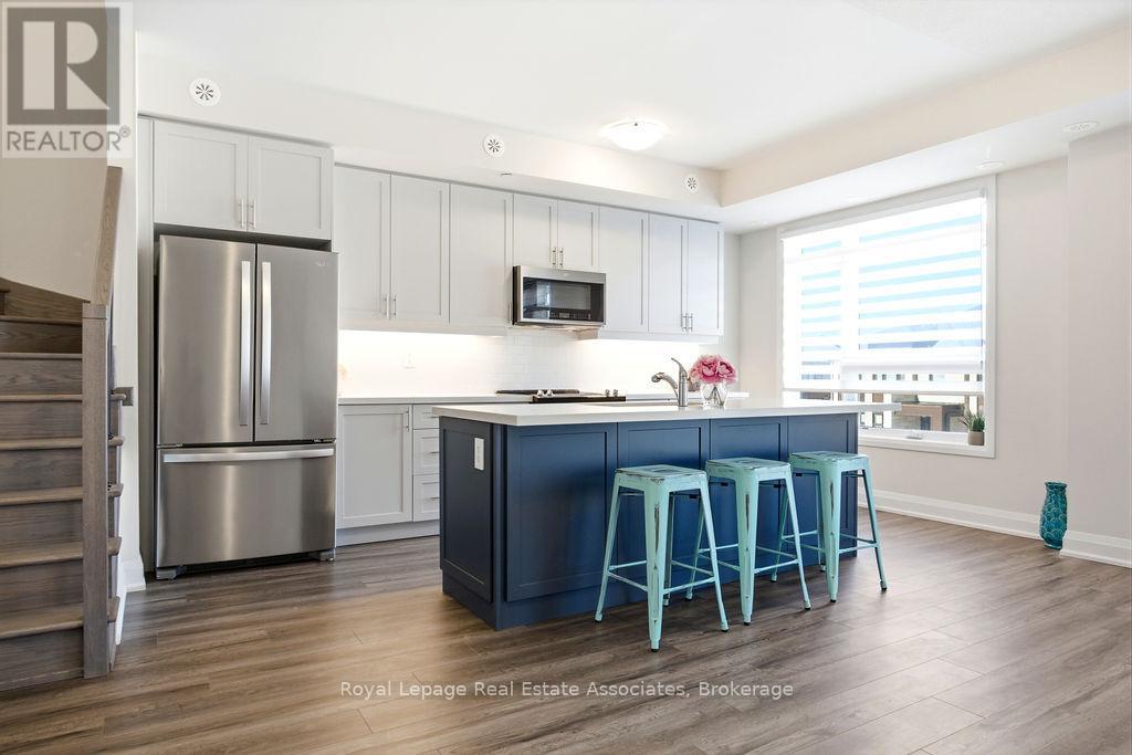 115 - 1569 ROSE WAY, Milton, Ontario