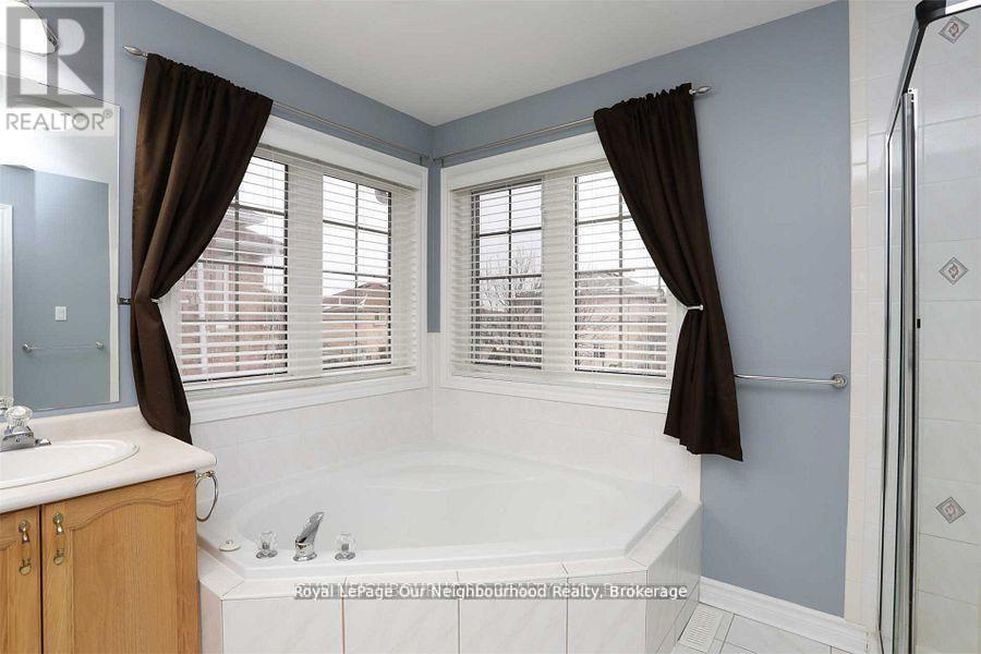 83 Cloughley Drive N, Barrie (Northwest), Ontario  L4N 9T8 - Photo 14 - S12919278