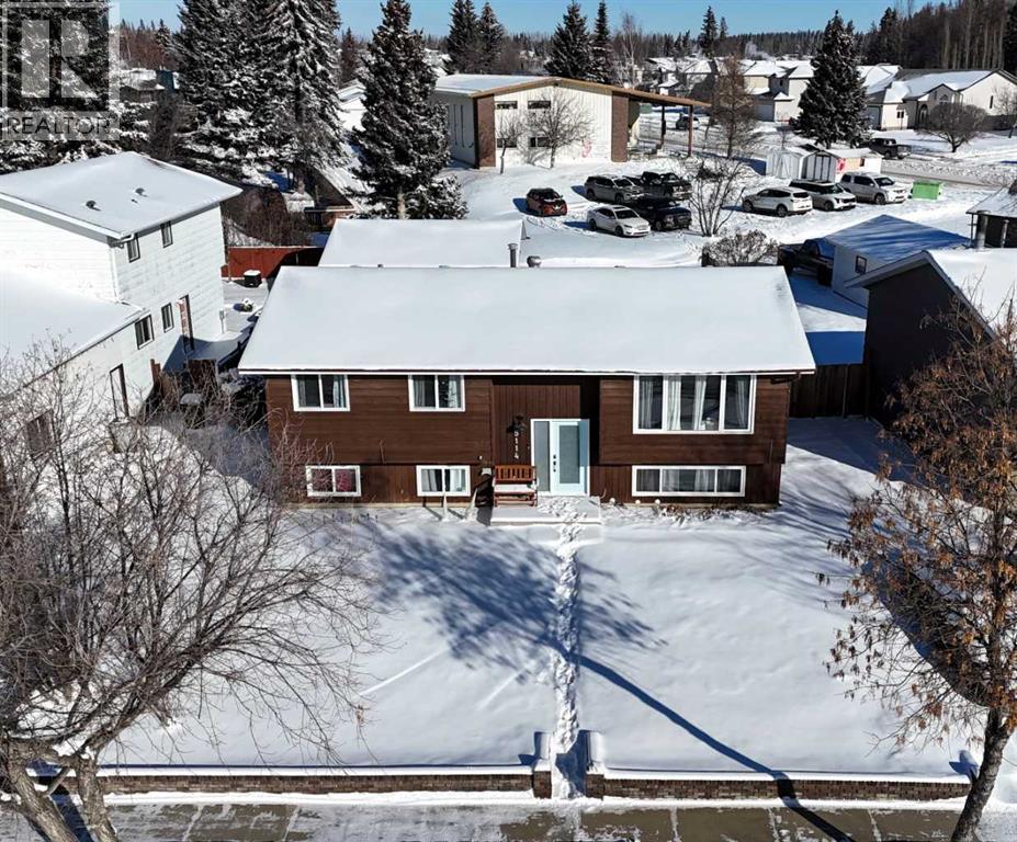 5114 13 Avenue, Edson, Alberta  T7E 1H6 - Photo 1 - A2288266