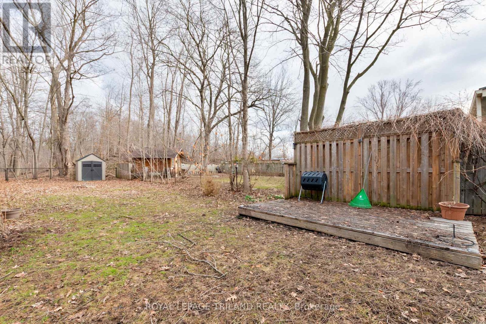 30 Elmwood Place, London South, Ontario  N6J 1J2 - Photo 34 - X12919360