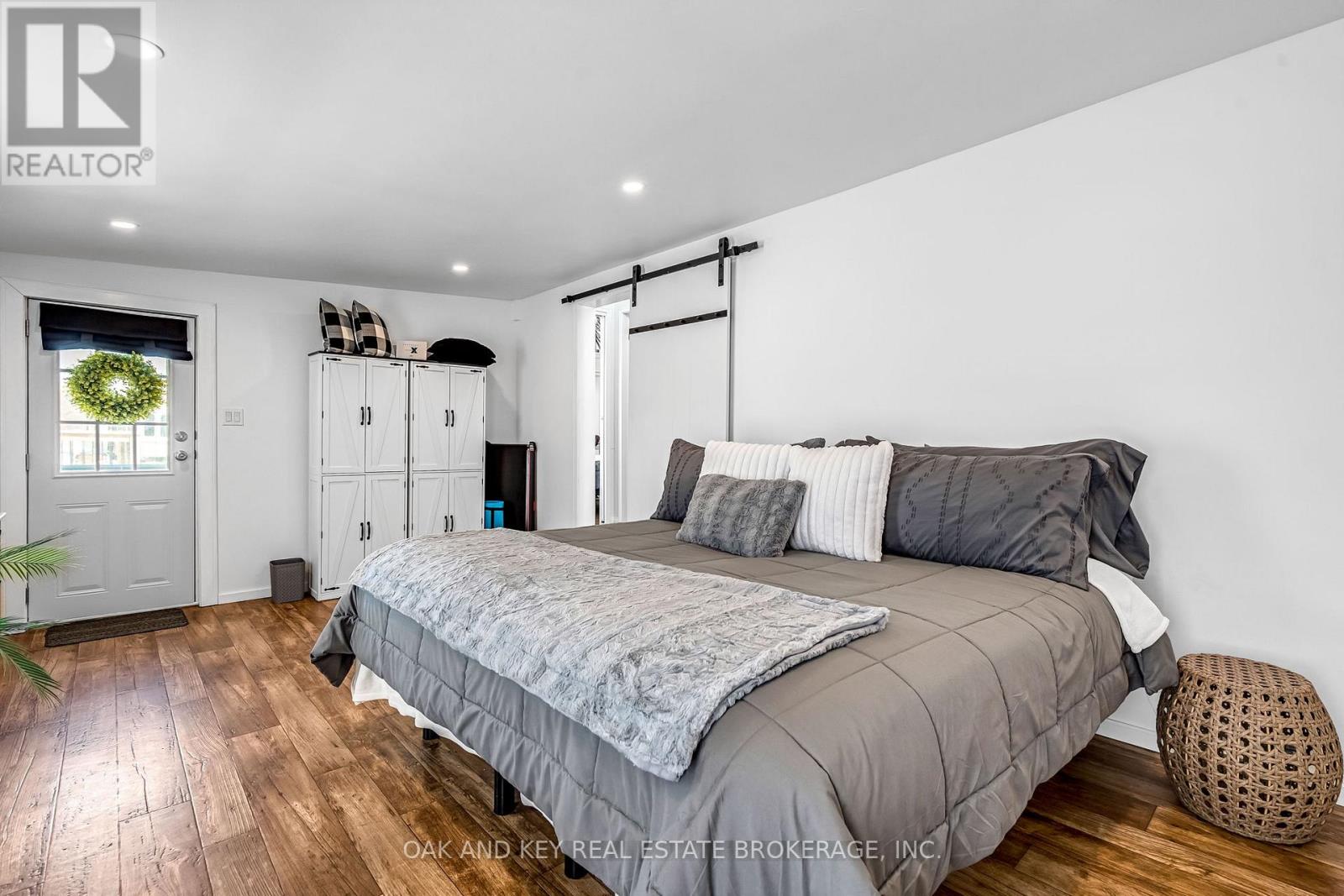 203 - 4838 Switzer Drive, Southwest Middlesex, Ontario  N0L 1A0 - Photo 29 - X12919376