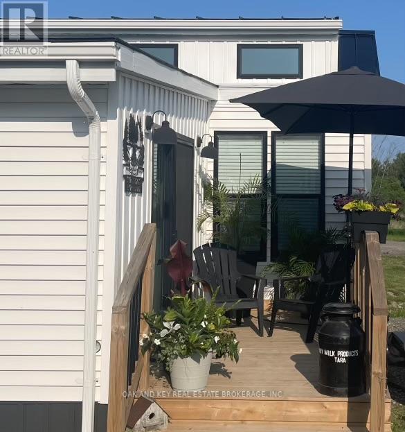 203 - 4838 Switzer Drive, Southwest Middlesex, Ontario  N0L 1A0 - Photo 40 - X12919376