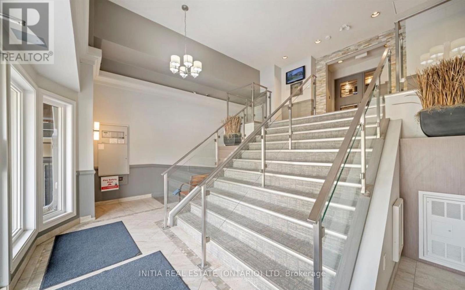 103 - 9 Jacksway Crescent, London North, Ontario  N5X 3T7 - Photo 3 - X12919432