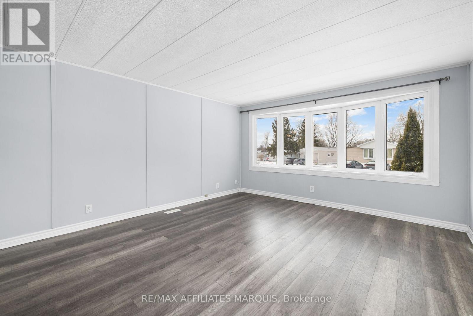 6 Bridle Path, Rideau Lakes, Ontario  K7A 4S5 - Photo 16 - X12919392