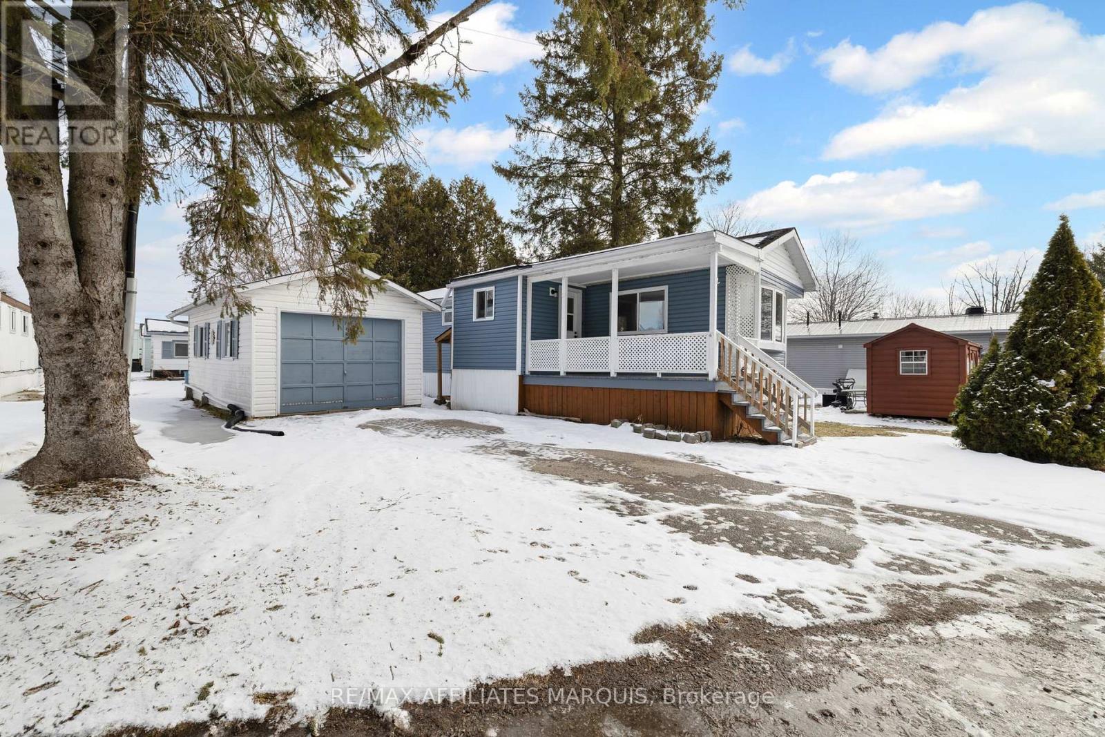 6 Bridle Path, Rideau Lakes, Ontario  K7A 4S5 - Photo 3 - X12919392
