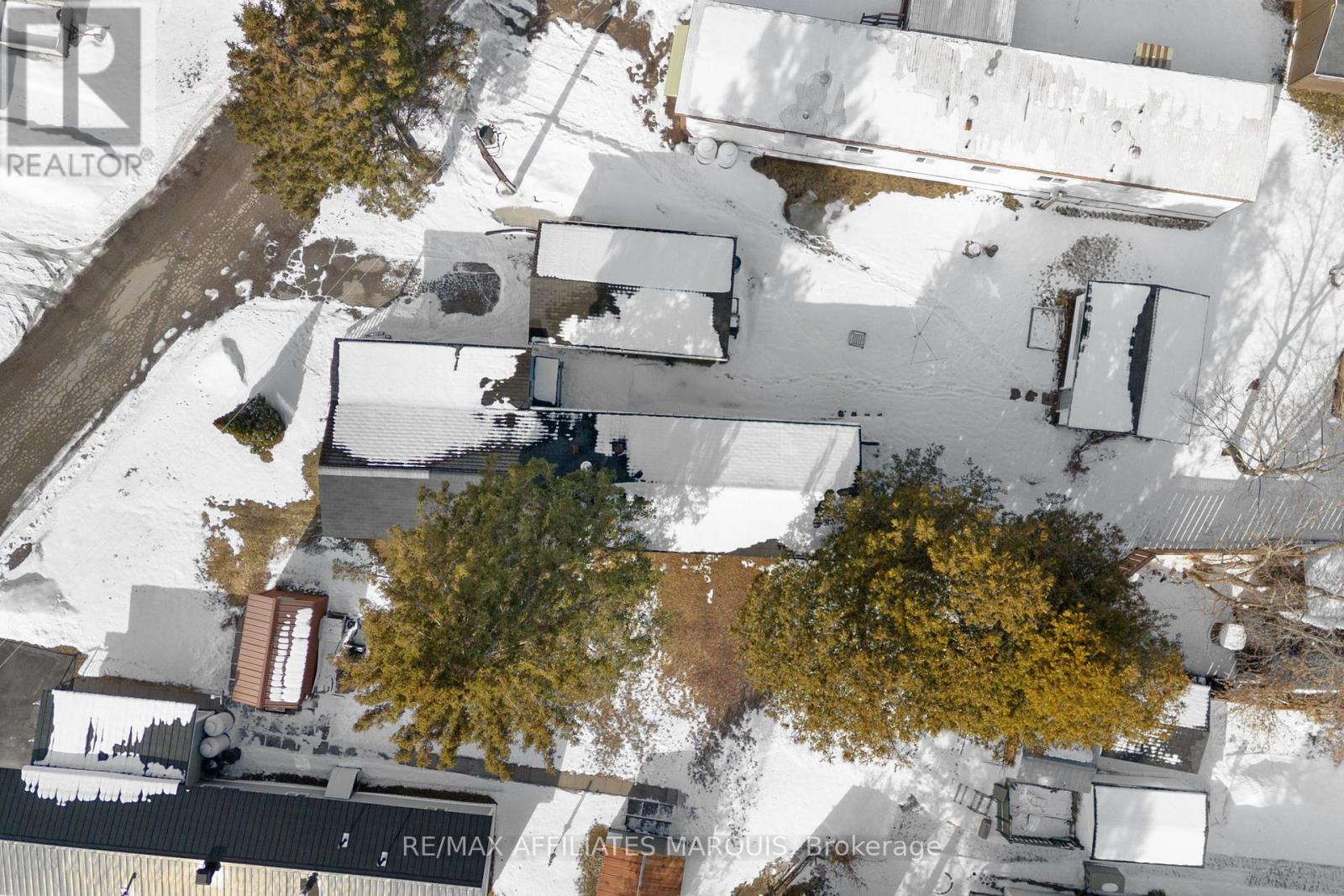 6 Bridle Path, Rideau Lakes, Ontario  K7A 4S5 - Photo 38 - X12919392