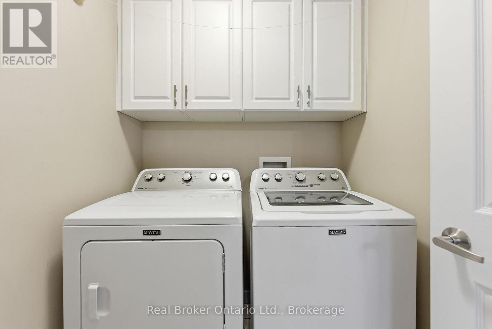 910 Vickerman Way, Milton, Ontario  L9T 0K5 - Photo 31 - W12919460