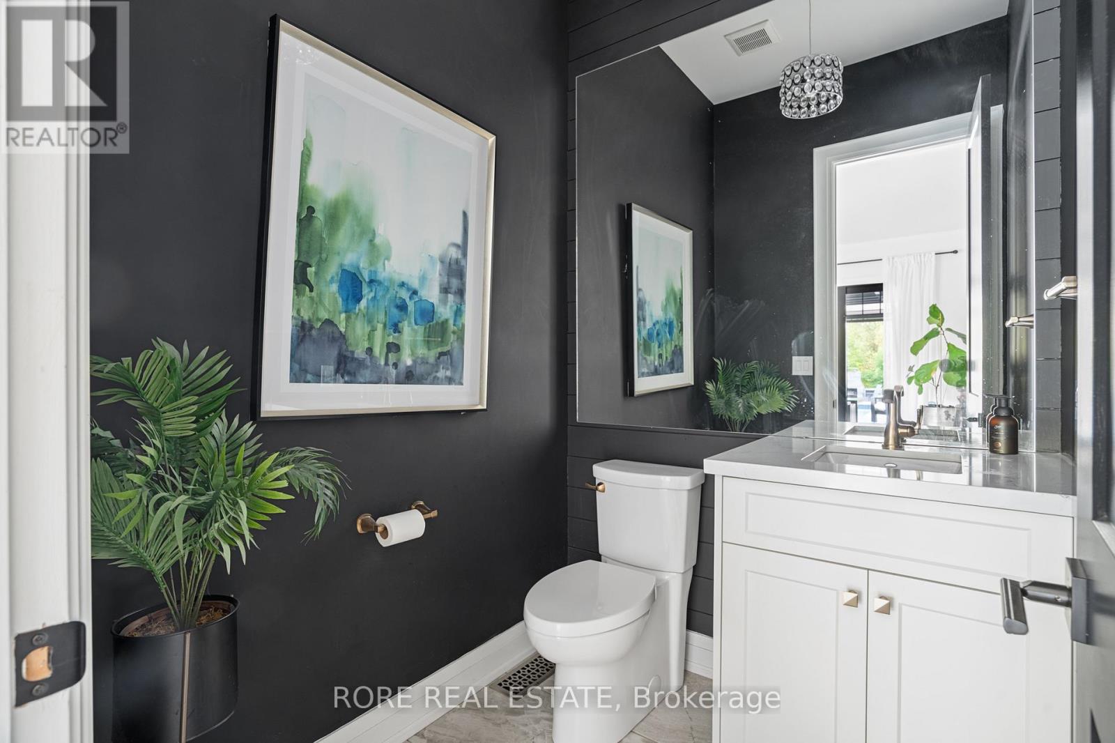 2439 Garrison Road, Fort Erie, Ontario  L0S 1N0 - Photo 8 - X12919366