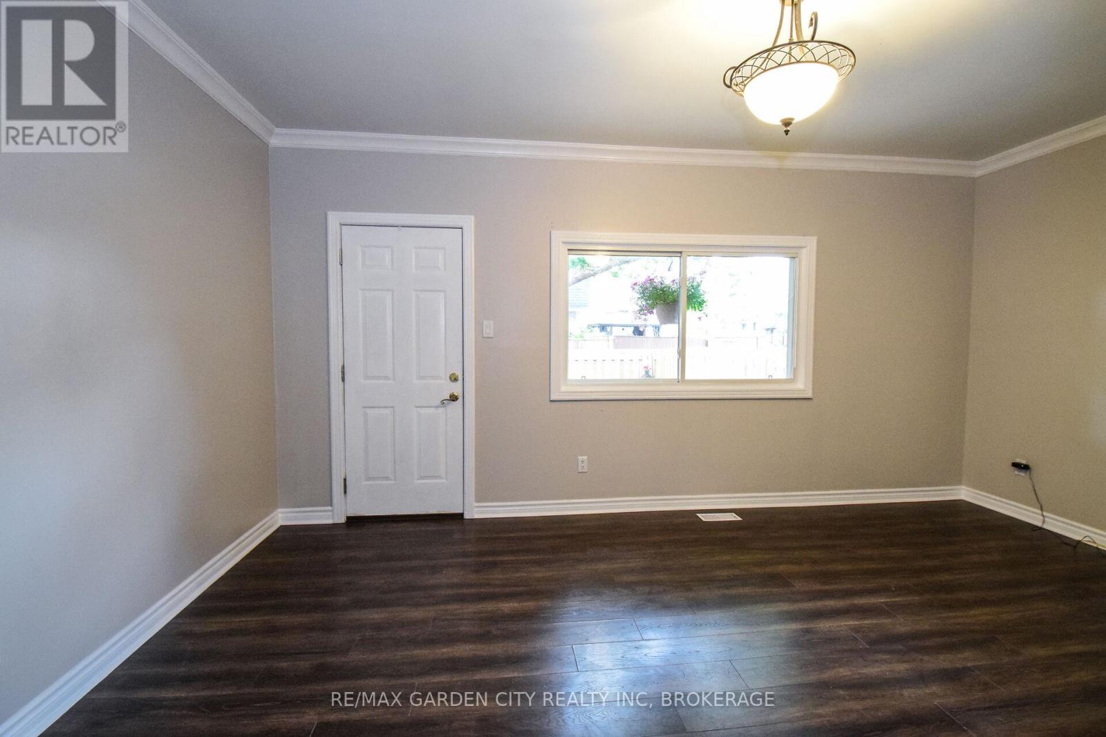 37 - 185 Denistoun Street, Welland, Ontario  L3C 6J6 - Photo 20 - X12919438