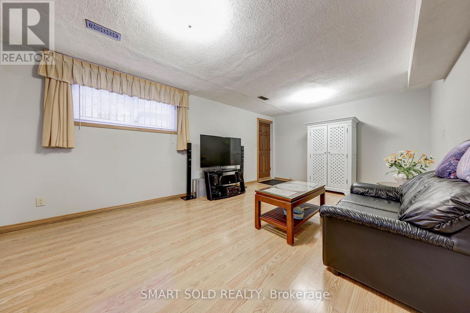 59 Chapman Avenue, Toronto, Ontario  M4B 1C6 - Photo 38 - E12917664